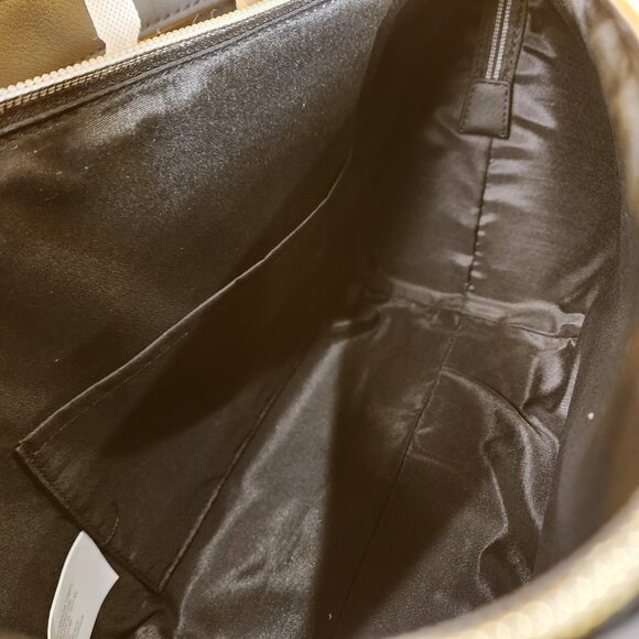 Loungefly Disney Princess Beauty And The Beast Belle Chip Holiday Satchel Bag - Picture 13 of 13